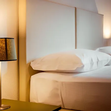 Casa Lusso Con 3 Con Affaccio Esclusivo Su San Petronio Bolonia