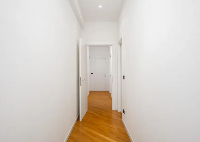 Casa Lusso Con 3 Con Affaccio Esclusivo Su San Petronio Daire