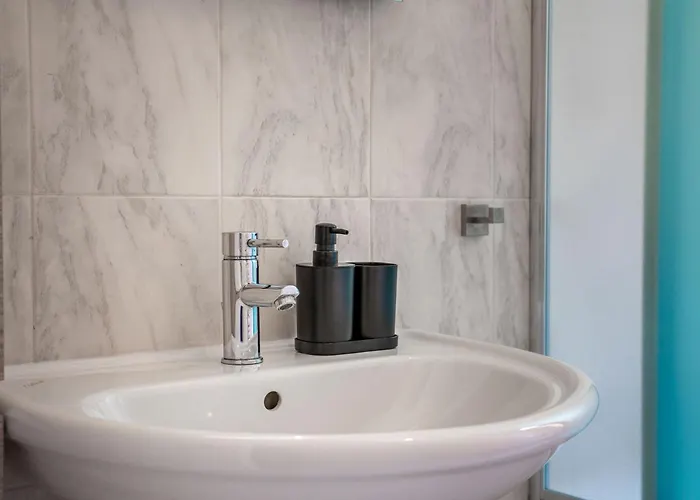 Casa Lusso Con 3 Con Affaccio Esclusivo Su San Petronio 아파트