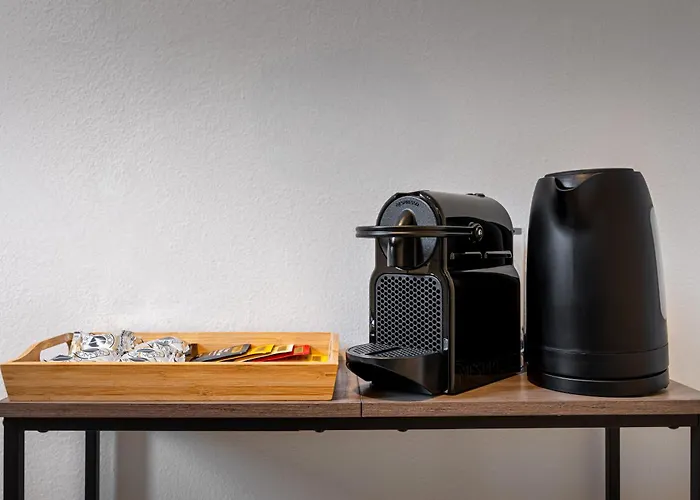 Casa Lusso Con 3 Con Affaccio Esclusivo Su San Petronio Daire *